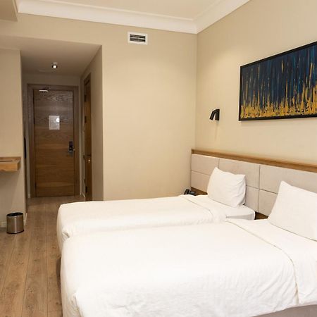 Hotel Marwa Tashkent Pool&Spa 외부 사진