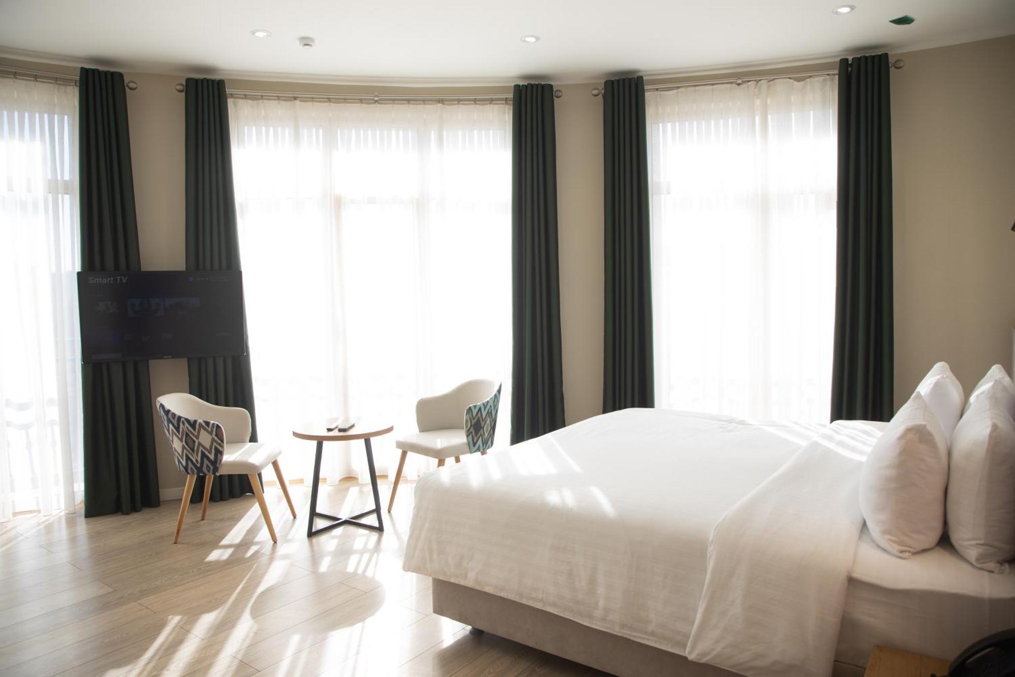 Hotel Marwa Tashkent Pool&Spa 외부 사진