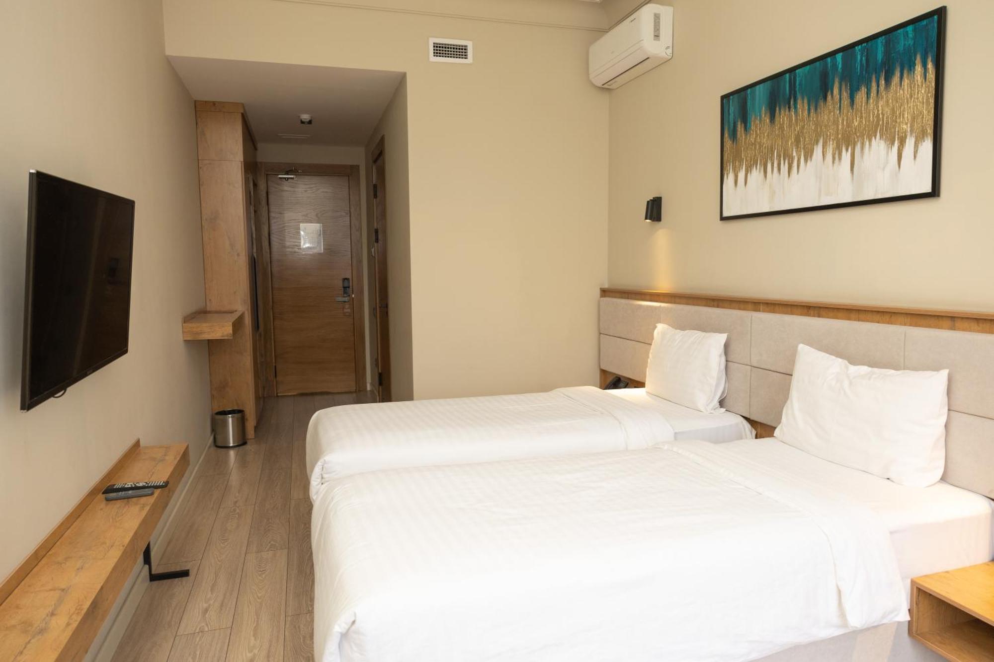 Hotel Marwa Tashkent Pool&Spa 외부 사진