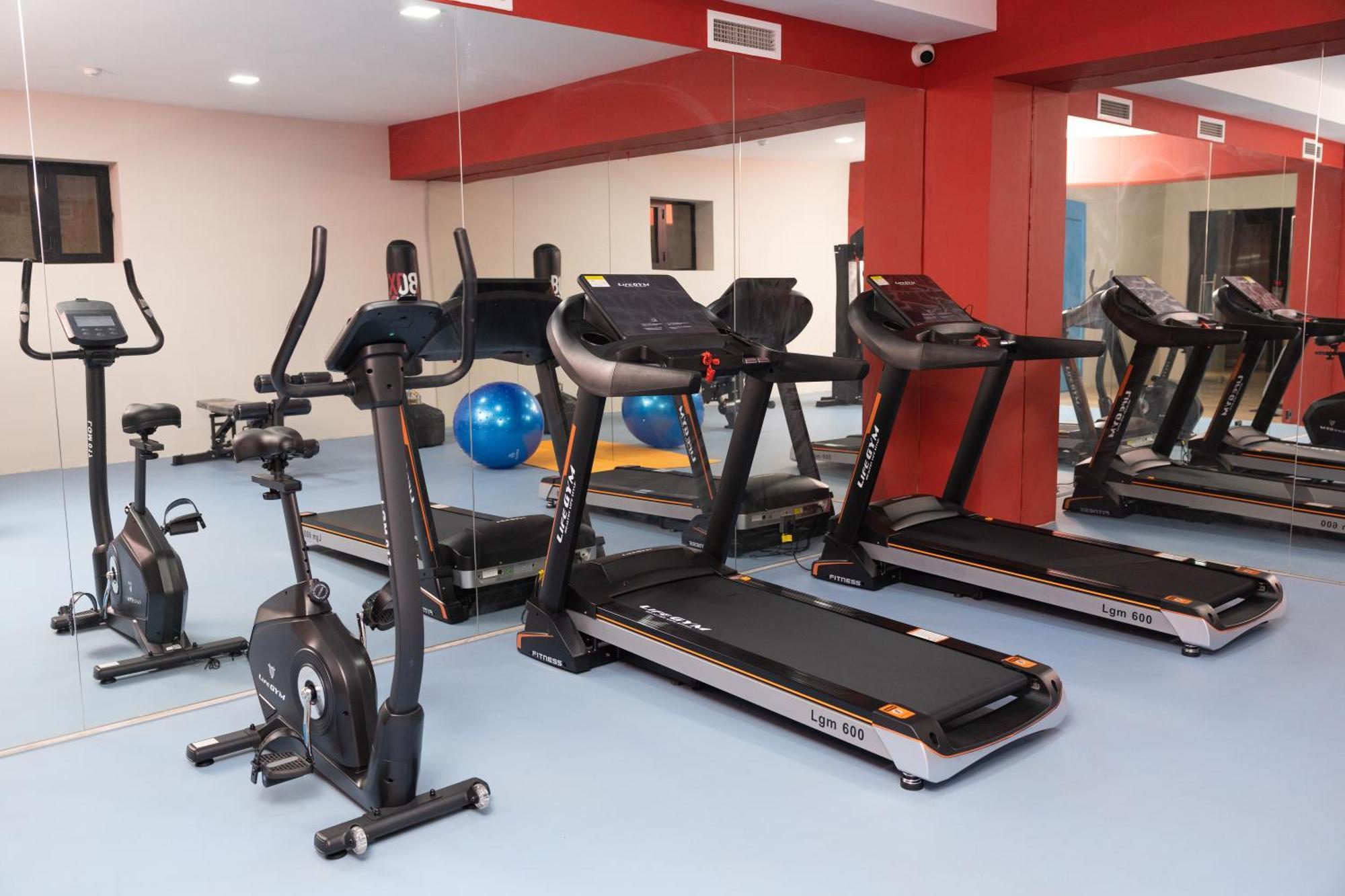 Hotel Marwa Tashkent Pool&Spa 외부 사진